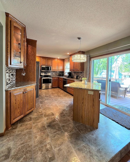 8047 Ingleside Ave S, Cottage Grove, MN 55016