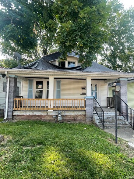 1403 Henning Ave, Evansville, IN 47714