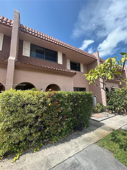 16 Toledo Ct Unit 338, Davie, FL 33324