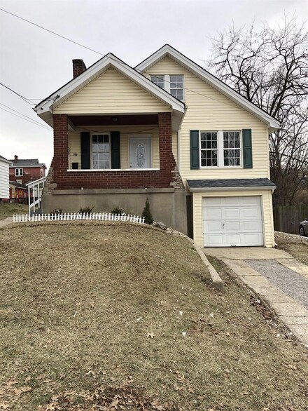 3451 Hader Ave, Cincinnati, OH 45211