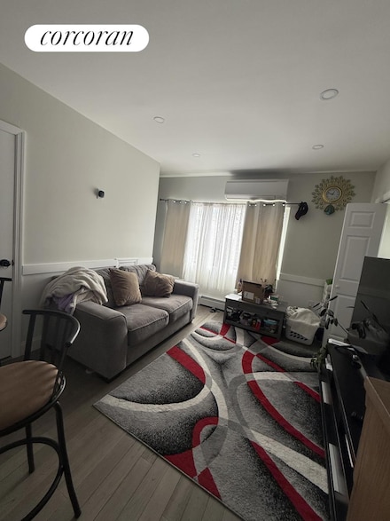 20-40 41st St Unit 3, Astoria, NY 11105
