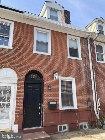 1304 Marlborough St, Philadelphia, PA 19125