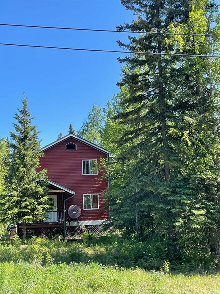 1065 Chickadee Loop, Fairbanks, AK 99712
