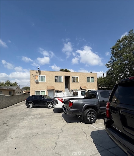 6924 Gentry Ave, Los Angeles, CA 91605