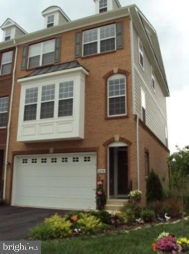 20798 Yeats Square, Ashburn, VA 20148