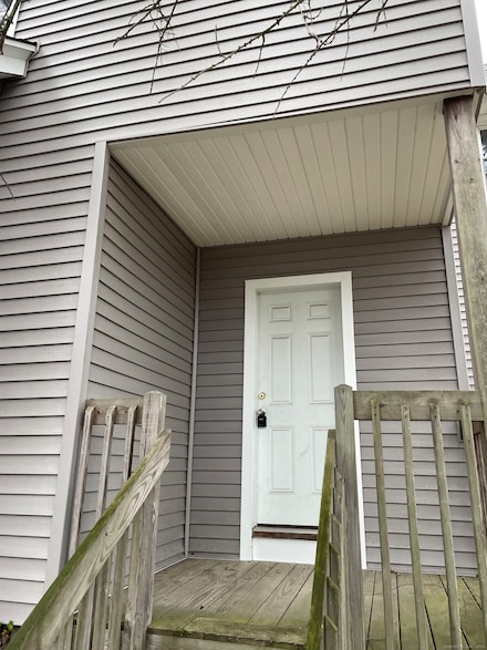 38 Myrtle Ave, Waterbury, CT 06708