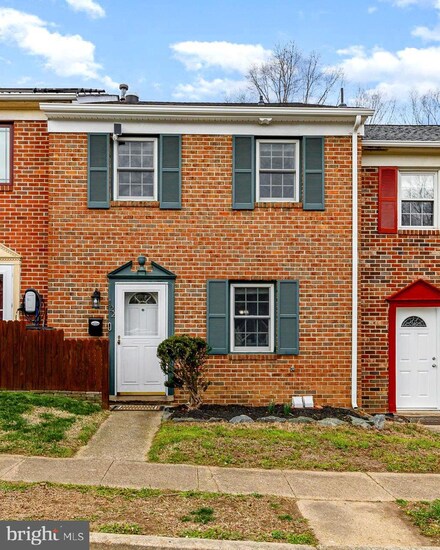 122 Janney Ct, Fredericksburg, VA 22408