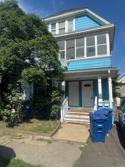 198 Prince St, Bridgeport, CT 06610