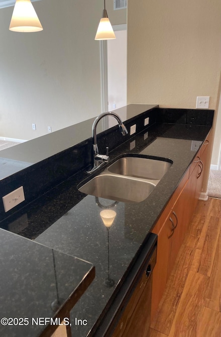 8290 Gate Pkwy W Unit 504, Jacksonville, FL 32216