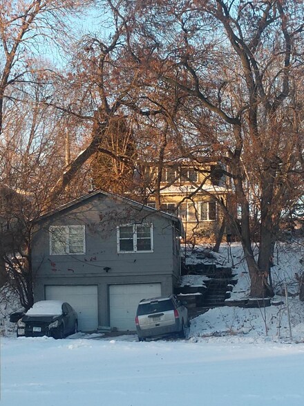 2142 Sandy Ln, Mound, MN 55364