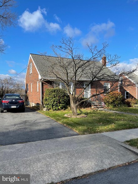 4406 4th Ave, Temple, PA 19560