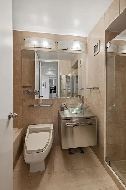 160 W 66th St Unit 37E, New York, NY 10023