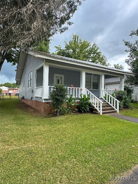 112 Freeman Ave, Tallassee, AL 36078