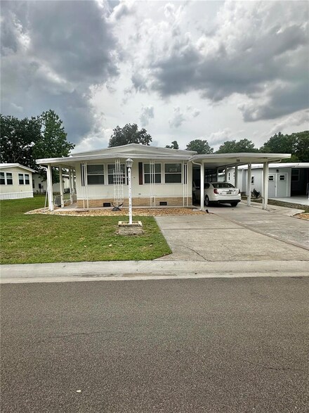 113 N Timber Trail, Wildwood, FL 34785
