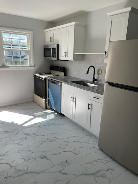 6 Meriline Ave Unit 5, Waterbury, CT 06705
