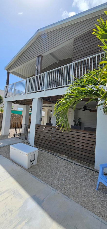25121 Center St, Summerland Key, FL 33042