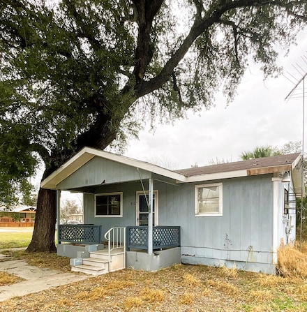510 N Hidalgo St, Beeville, TX 78102