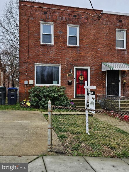 1811 Erie St SE, Washington, DC 20020