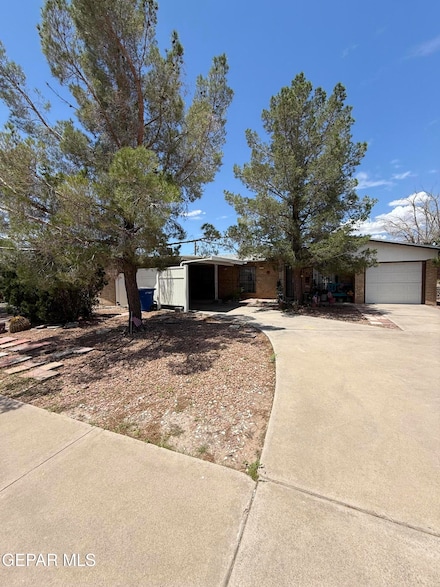 6828 Escondido Dr Unit A, El Paso, TX 79912