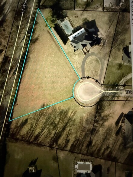 1310 Tallwood Ct, Bowling Green, KY 42103