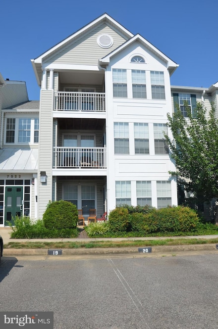 7522 Snowpea Ct Unit 24, Alexandria, VA 22306