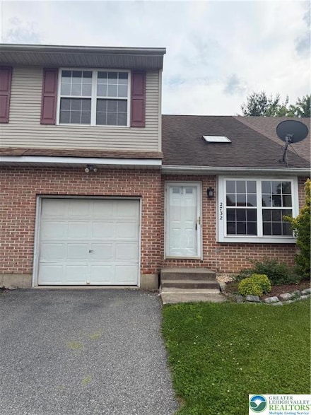 2732 Victoria Ln, Easton, PA 18045