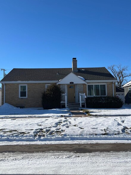 923 N Hewett Ave, Hastings, NE 68901
