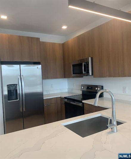 300 State St Unit 312, Hackensack, NJ 07601