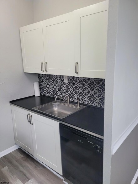 11 S Nashville Ave Unit C-2, Ventnor City, NJ 08406