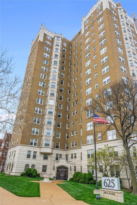 625 S Skinker Blvd Unit 601, Saint Louis, MO 63105