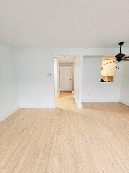 2 Ryefield Dr Unit 4, Old Orchard Beach, ME 04064