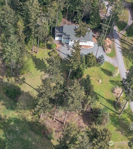 3 Mariner Dr, Lopez Island, WA 98261