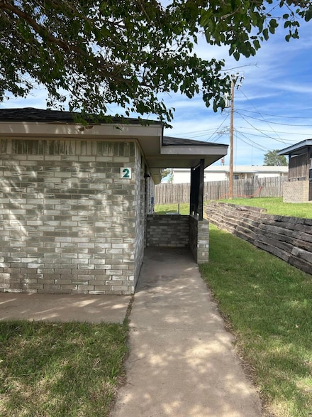 401 Mesa View, Miami, TX 79059