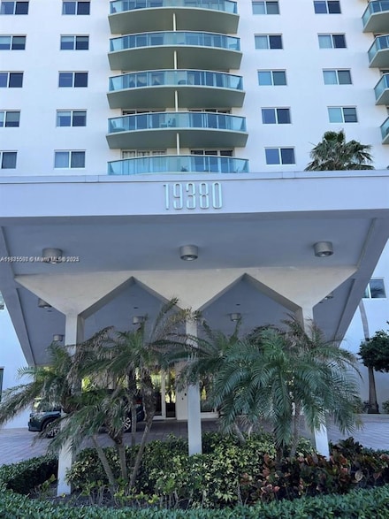 19380 Collins Ave Unit 1402, Sunny Isles Beach, FL 33160
