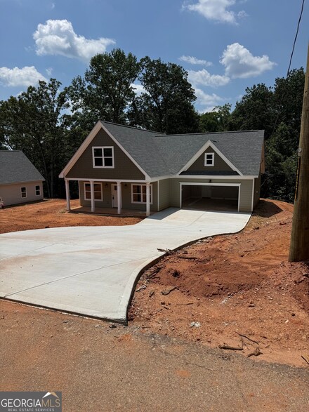 61 College Heights Place, Franklin Springs, GA 30662