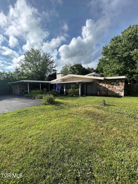 172 Dakota Rd, Bristol, VA 24201