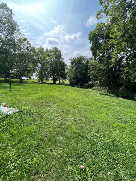 12389 Crouch Rd, Walton, KY 41094