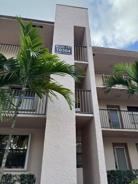 10304 Sunrise Lakes Blvd Unit 307, Sunrise, FL 33322