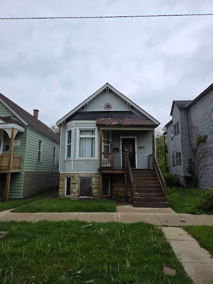 7828 S Escanaba Ave, Chicago, IL 60649