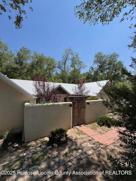 157 Calle El Ojito Rd, Hondo, NM 88336
