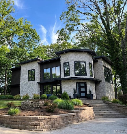 1304 W Adams Ave, Saint Louis, MO 63122