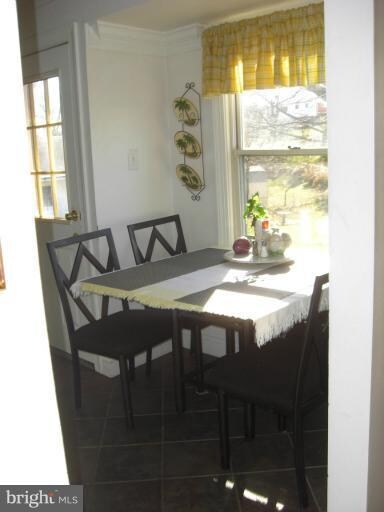 10222 Royal Rd, Silver Spring, MD 20903