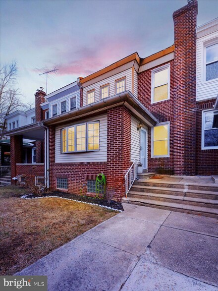 342 E Phil Ellena St, Philadelphia, PA 19119