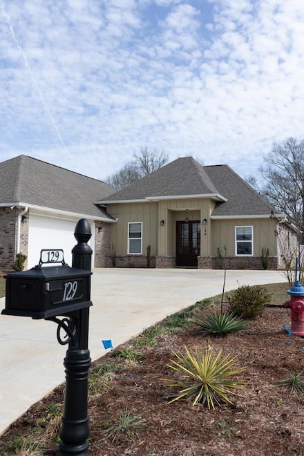 129 Jefferson Davis Pkwy, Picayune, MS 39466