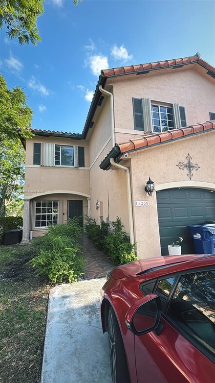 15258 SW 37th Terrace, Miami, FL 33185