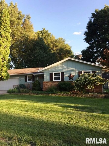 408 7th Ave S, Cordova, IL 61242