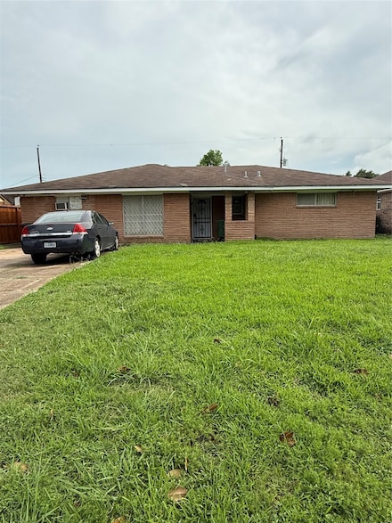 4830 Teton St, Houston, TX 77033