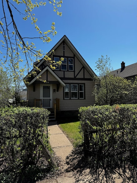 2314 5th Ave W, Hibbing, MN 55746
