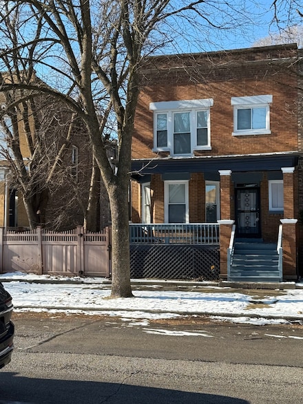 7232 S Rhodes Ave, Chicago, IL 60619