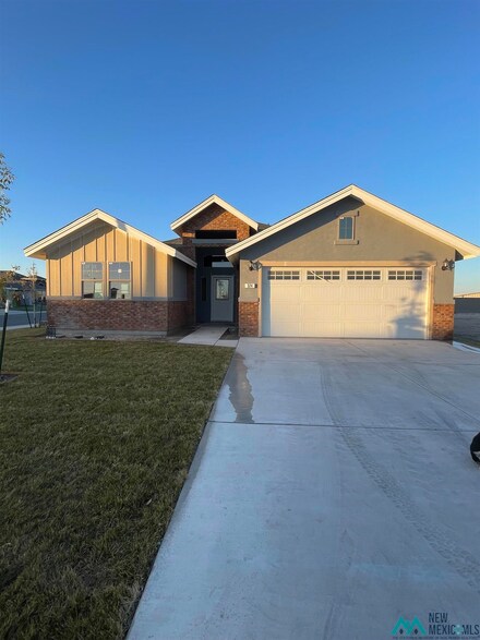 924 E Jody Ct, Hobbs, NM 88242